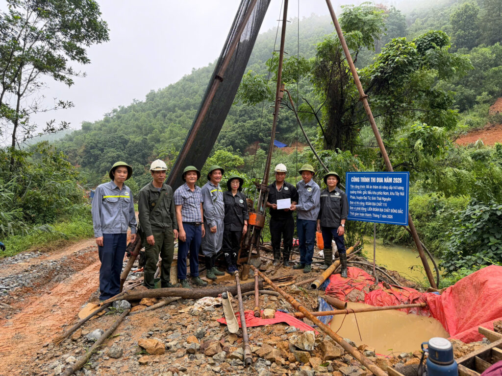 Liên đoàn Địa chất Đông Bắc kiểm tra an toàn lao động và gắn biển công trình thi đua năm 2026